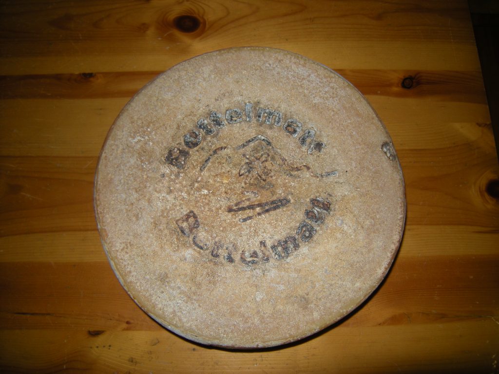 Formaggio Bettelmatt d'alpeggio della Val d'Ossola